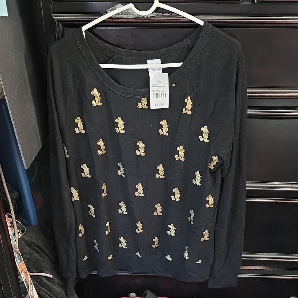 Disney Mickey mouse Black Sweater